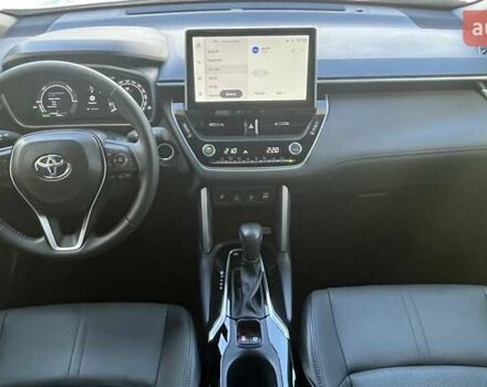 Белый Тойота Corolla Cross, объемом двигателя 2 л и пробегом 17 тыс. км за 36749 $, фото 7 на Automoto.ua