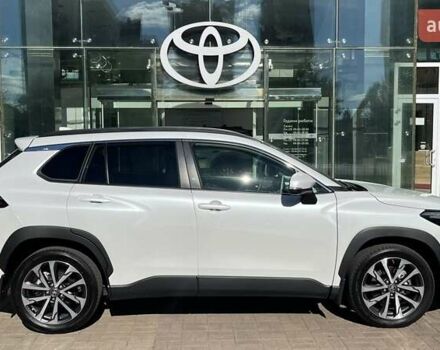 Белый Тойота Corolla Cross, объемом двигателя 2 л и пробегом 17 тыс. км за 36749 $, фото 15 на Automoto.ua