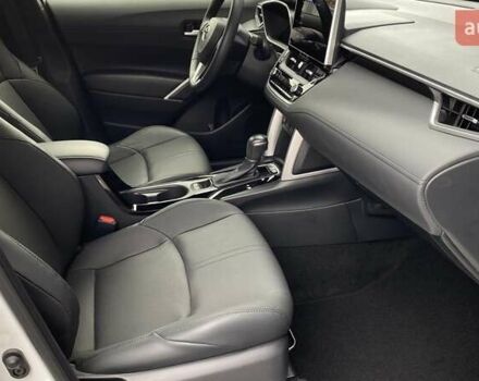 Білий Тойота Corolla Cross, об'ємом двигуна 2 л та пробігом 1 тис. км за 38750 $, фото 5 на Automoto.ua