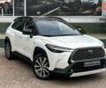 Белый Тойота Corolla Cross, объемом двигателя 1.99 л и пробегом 6 тыс. км за 34991 $, фото 2 на Automoto.ua