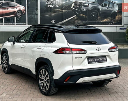 Белый Тойота Corolla Cross, объемом двигателя 1.99 л и пробегом 6 тыс. км за 34991 $, фото 7 на Automoto.ua