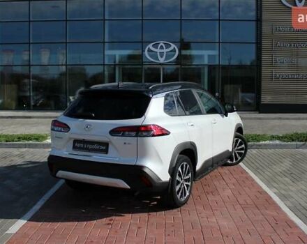 Белый Тойота Corolla Cross, объемом двигателя 2 л и пробегом 1 тыс. км за 38773 $, фото 7 на Automoto.ua