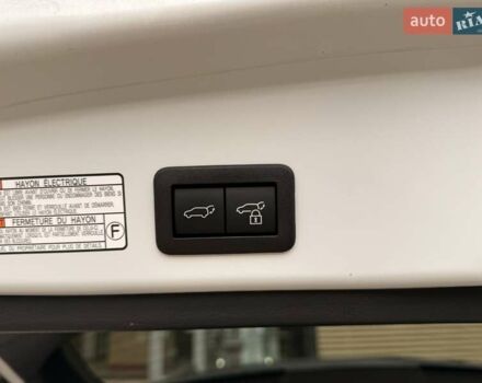 Білий Тойота Corolla Cross, об'ємом двигуна 2 л та пробігом 2 тис. км за 39378 $, фото 29 на Automoto.ua