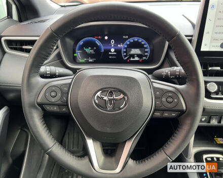 Белый Тойота Corolla Cross, объемом двигателя 2 л и пробегом 3 тыс. км за 39103 $, фото 12 на Automoto.ua