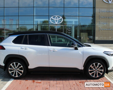 Белый Тойота Corolla Cross, объемом двигателя 2 л и пробегом 2 тыс. км за 38661 $, фото 5 на Automoto.ua