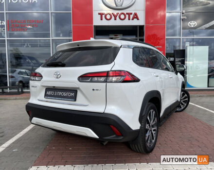 Белый Тойота Corolla Cross, объемом двигателя 2 л и пробегом 3 тыс. км за 39103 $, фото 7 на Automoto.ua