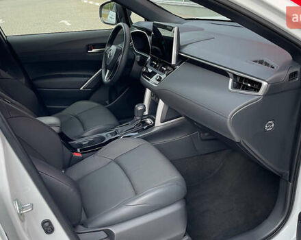 Белый Тойота Corolla Cross, объемом двигателя 2 л и пробегом 1 тыс. км за 39045 $, фото 5 на Automoto.ua