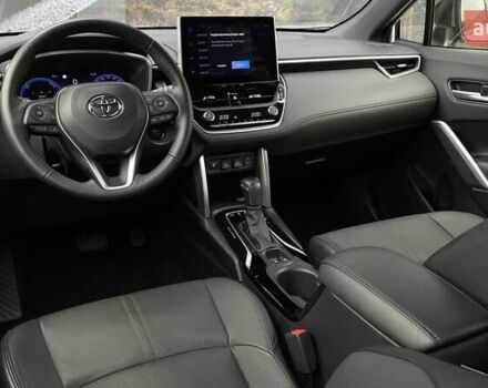 Білий Тойота Corolla Cross, об'ємом двигуна 2 л та пробігом 1 тис. км за 38750 $, фото 9 на Automoto.ua