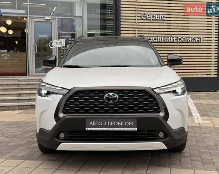 Білий Тойота Corolla Cross, об'ємом двигуна 2 л та пробігом 2 тис. км за 39378 $, фото 4 на Automoto.ua