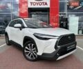 Белый Тойота Corolla Cross, объемом двигателя 2 л и пробегом 3 тыс. км за 39037 $, фото 2 на Automoto.ua