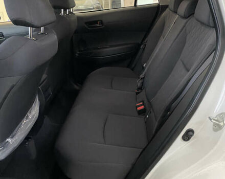 Белый Тойота Corolla Cross, объемом двигателя 2 л и пробегом 1 тыс. км за 28499 $, фото 18 на Automoto.ua