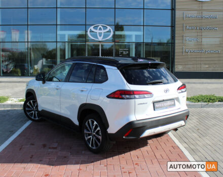 Белый Тойота Corolla Cross, объемом двигателя 2 л и пробегом 2 тыс. км за 38661 $, фото 8 на Automoto.ua