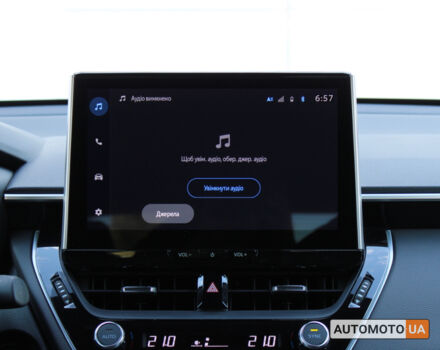 Белый Тойота Corolla Cross, объемом двигателя 2 л и пробегом 2 тыс. км за 38661 $, фото 15 на Automoto.ua