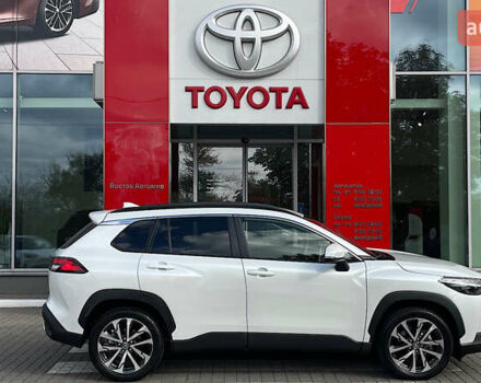 Белый Тойота Corolla Cross, объемом двигателя 2 л и пробегом 1 тыс. км за 39045 $, фото 16 на Automoto.ua