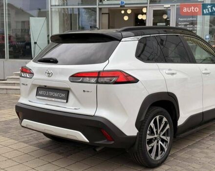 Білий Тойота Corolla Cross, об'ємом двигуна 2 л та пробігом 2 тис. км за 39378 $, фото 9 на Automoto.ua