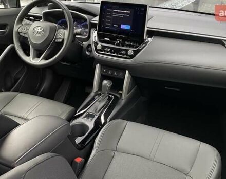 Білий Тойота Corolla Cross, об'ємом двигуна 2 л та пробігом 1 тис. км за 38750 $, фото 10 на Automoto.ua