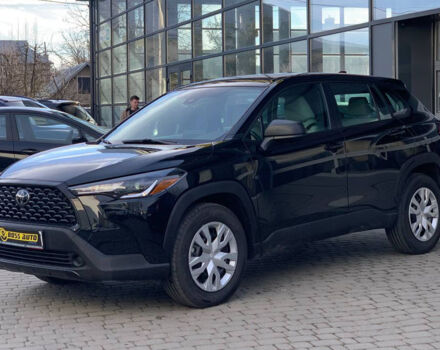 Черный Тойота Corolla Cross, объемом двигателя 2 л и пробегом 33 тыс. км за 27200 $, фото 2 на Automoto.ua