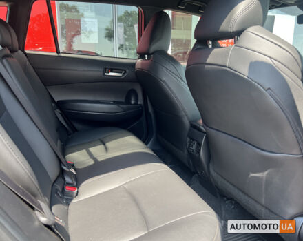 Чорний Тойота Corolla Cross, об'ємом двигуна 2 л та пробігом 18 тис. км за 1320000 $, фото 9 на Automoto.ua