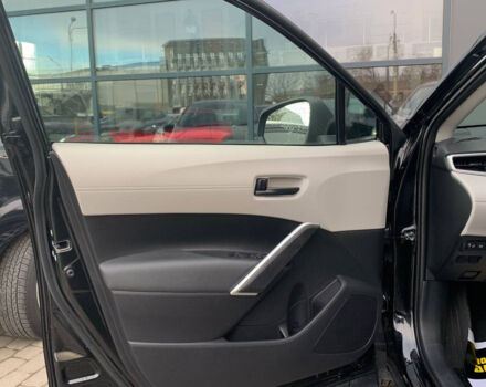 Черный Тойота Corolla Cross, объемом двигателя 2 л и пробегом 33 тыс. км за 27200 $, фото 6 на Automoto.ua