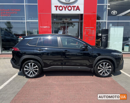 Чорний Тойота Corolla Cross, об'ємом двигуна 2 л та пробігом 18 тис. км за 1320000 $, фото 7 на Automoto.ua