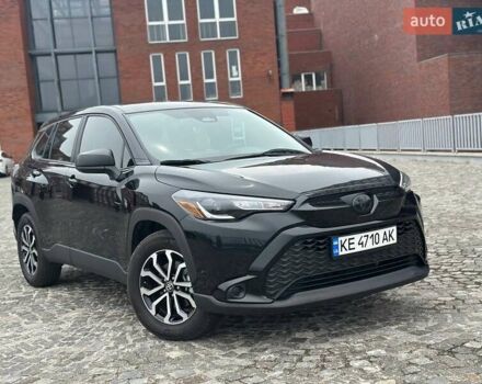 Черный Тойота Corolla Cross, объемом двигателя 2 л и пробегом 8 тыс. км за 29500 $, фото 2 на Automoto.ua