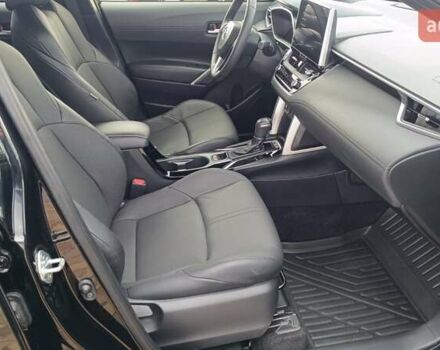 Черный Тойота Corolla Cross, объемом двигателя 2 л и пробегом 13 тыс. км за 38470 $, фото 5 на Automoto.ua