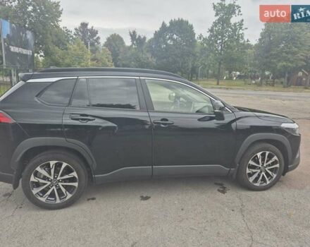 Черный Тойота Corolla Cross, объемом двигателя 2 л и пробегом 33 тыс. км за 32500 $, фото 28 на Automoto.ua