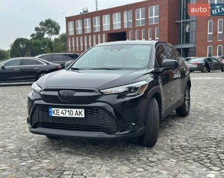 Черный Тойота Corolla Cross, объемом двигателя 2 л и пробегом 8 тыс. км за 29500 $, фото 3 на Automoto.ua