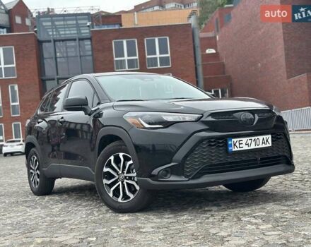 Черный Тойота Corolla Cross, объемом двигателя 2 л и пробегом 8 тыс. км за 29500 $, фото 1 на Automoto.ua