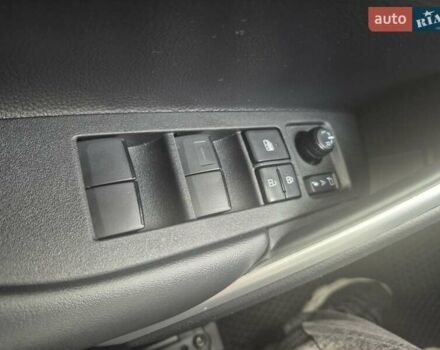 Черный Тойота Corolla Cross, объемом двигателя 2 л и пробегом 33 тыс. км за 32500 $, фото 41 на Automoto.ua