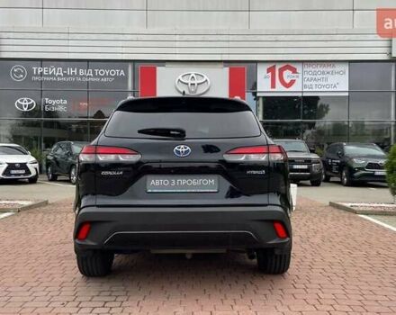 Черный Тойота Corolla Cross, объемом двигателя 2 л и пробегом 22 тыс. км за 32800 $, фото 3 на Automoto.ua