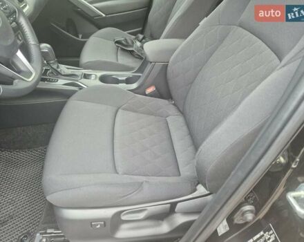 Черный Тойота Corolla Cross, объемом двигателя 2 л и пробегом 33 тыс. км за 32500 $, фото 50 на Automoto.ua