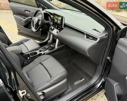 Чорний Тойота Corolla Cross, об'ємом двигуна 2 л та пробігом 5 тис. км за 29700 $, фото 26 на Automoto.ua