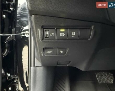 Чорний Тойота Corolla Cross, об'ємом двигуна 2 л та пробігом 5 тис. км за 29700 $, фото 23 на Automoto.ua