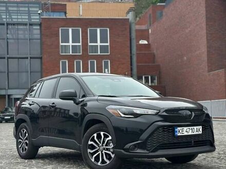 Чорний Тойота Corolla Cross, об'ємом двигуна 2 л та пробігом 8 тис. км за 29500 $, фото 1 на Automoto.ua