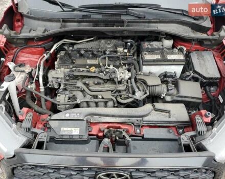 Червоний Тойота Corolla Cross, об'ємом двигуна 2 л та пробігом 95 тис. км за 8500 $, фото 11 на Automoto.ua