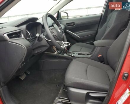 Червоний Тойота Corolla Cross, об'ємом двигуна 2 л та пробігом 95 тис. км за 8500 $, фото 6 на Automoto.ua