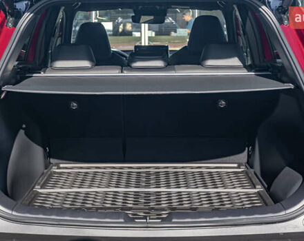 Красный Тойота Corolla Cross, объемом двигателя 2 л и пробегом 1 тыс. км за 38810 $, фото 9 на Automoto.ua