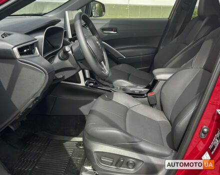 Красный Тойота Corolla Cross, объемом двигателя 2 л и пробегом 518 тыс. км за 38899 $, фото 12 на Automoto.ua