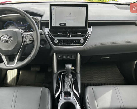 Красный Тойота Corolla Cross, объемом двигателя 1.99 л и пробегом 1 тыс. км за 38907 $, фото 14 на Automoto.ua