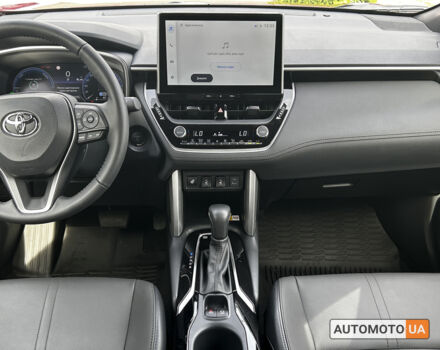 Красный Тойота Corolla Cross, объемом двигателя 2 л и пробегом 518 тыс. км за 38899 $, фото 13 на Automoto.ua