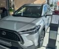 купить новое авто Тойота Corolla Cross 2024 года от официального дилера Тойота на Столичному Тойота фото
