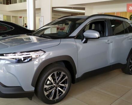 Тойота Corolla Cross, об'ємом двигуна 2 л та пробігом 0 тис. км за 42471 $, фото 3 на Automoto.ua