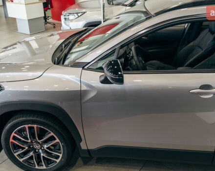 Тойота Corolla Cross, об'ємом двигуна 2 л та пробігом 0 тис. км за 43106 $, фото 5 на Automoto.ua