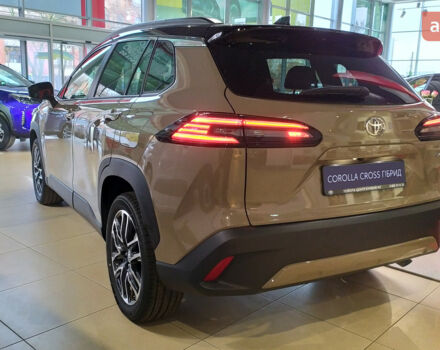 Тойота Corolla Cross, объемом двигателя 2 л и пробегом 0 тыс. км за 43001 $, фото 3 на Automoto.ua