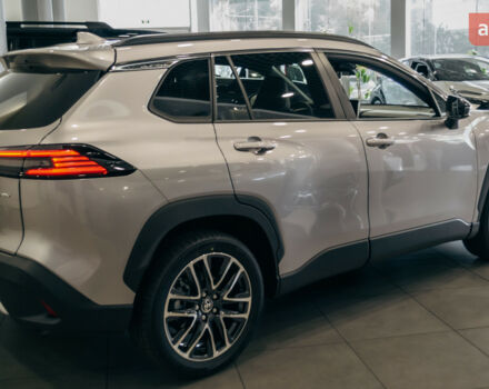 Тойота Corolla Cross, об'ємом двигуна 2 л та пробігом 0 тис. км за 43106 $, фото 7 на Automoto.ua