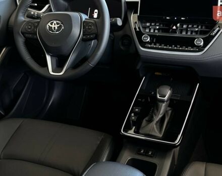 Тойота Corolla Cross 2025 у Миколаєві на Automoto.ua Тойота Corolla Cross, об'ємом двигуна 2 л та пробігом 0 тис. км за 43540 $, фото 3 на Automoto.ua