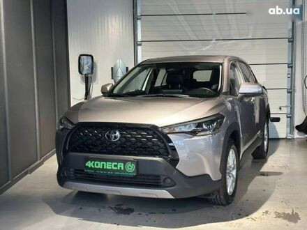Тойота Corolla Cross 2024 в Киеве на Automoto.ua Тойота Corolla Cross, объемом двигателя 2 л и пробегом 1 тыс. км за 25600 $, фото 1 на Automoto.ua