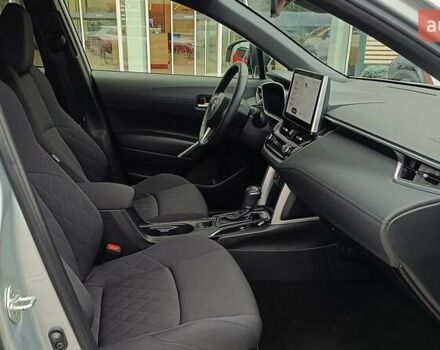 Серый Тойота Corolla Cross, объемом двигателя 2 л и пробегом 46 тыс. км за 33413 $, фото 5 на Automoto.ua