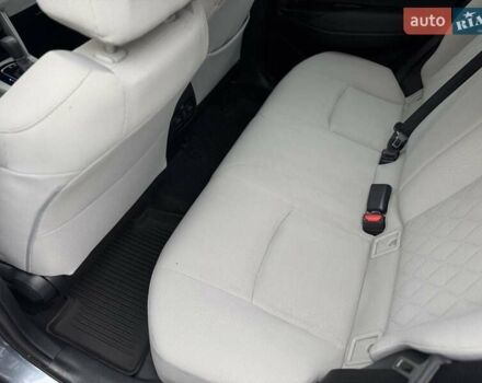 Серый Тойота Corolla Cross, объемом двигателя 2 л и пробегом 73 тыс. км за 22000 $, фото 4 на Automoto.ua